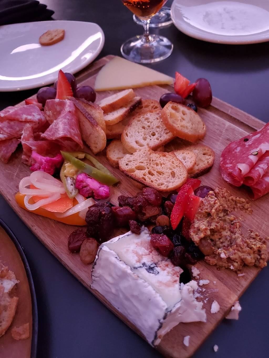 58 Degrees & Holding Co. | night club | 1217 18th St, Sacramento, CA 95811, USA | 9164425858 OR +1 916-442-5858