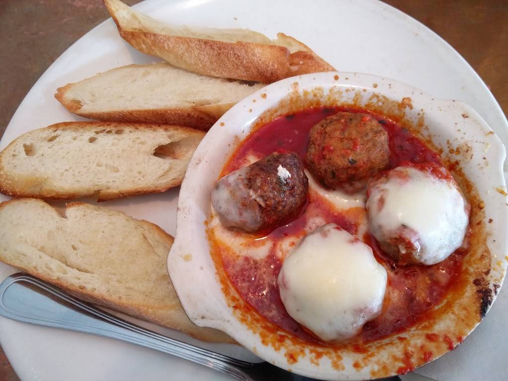 Fireside Pies | restaurant | 2820 N Henderson Ave, Dallas, TX 75206, USA | 2143703916 OR +1 214-370-3916