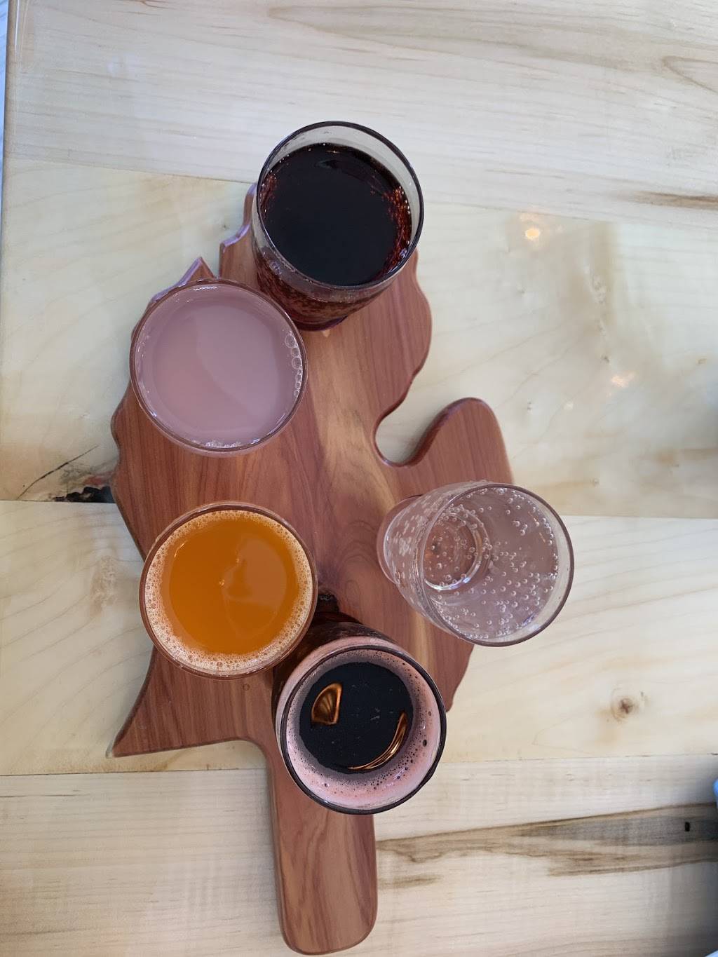 MI Table | restaurant | 213 Center Ave, Bay City, MI 48708, USA | 9895451230 OR +1 989-545-1230