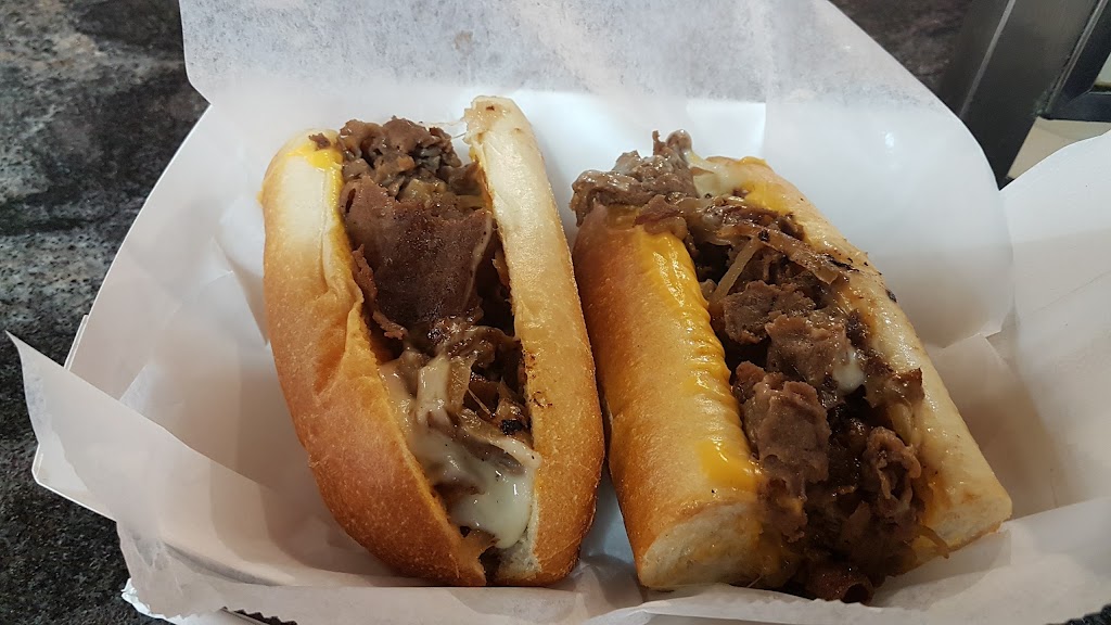 Carmens Famous Cheesesteaks | restaurant | 51 N 12th St, Philadelphia, PA 19107, USA | 2155927799 OR +1 215-592-7799