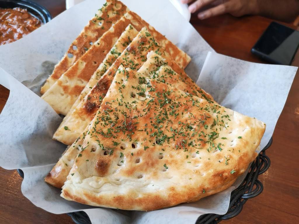 Urwas Pakistani and Indian Cuisine | restaurant | 402 King St N, Waterloo, ON N2J 2Z3, Canada | 5199546600 OR +1 519-954-6600