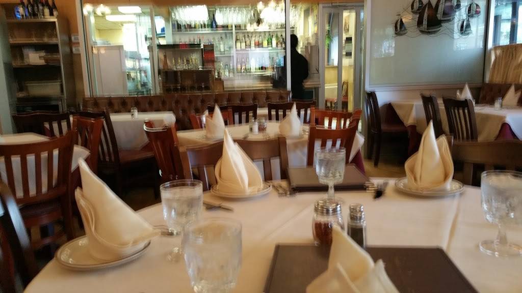 Frost Restaurant | restaurant | 193 Frost St, Brooklyn, NY 11211, USA | 7183893347 OR +1 718-389-3347