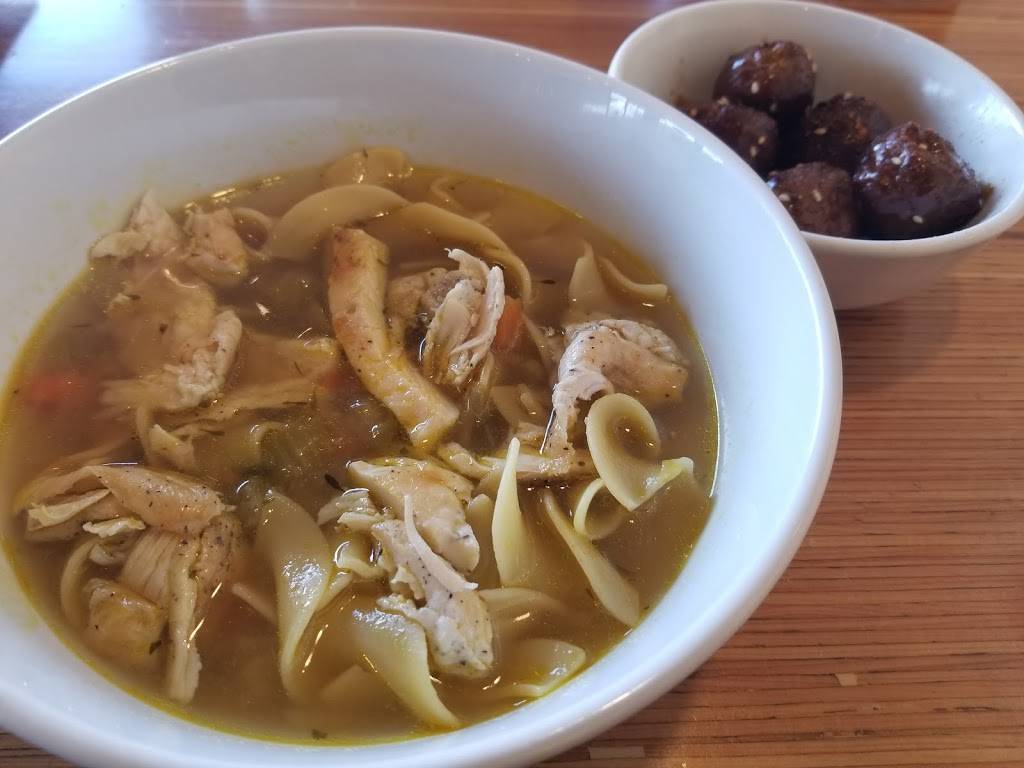 Noodles and Company | restaurant | 5794 S 108th St, Hales Corners, WI 53130, USA | 4145258200 OR +1 414-525-8200