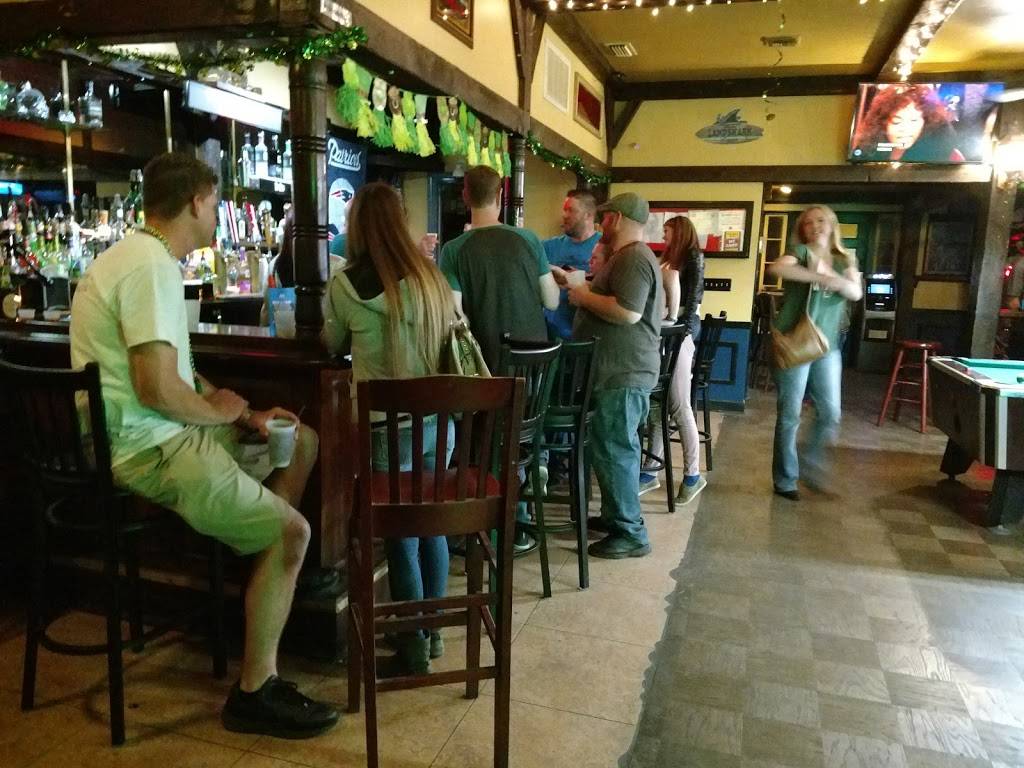 Gold Lion Bar and deli | night club | 4580 Coquina Ave, Titusville, FL 32780, USA | 3213625427 OR +1 321-362-5427