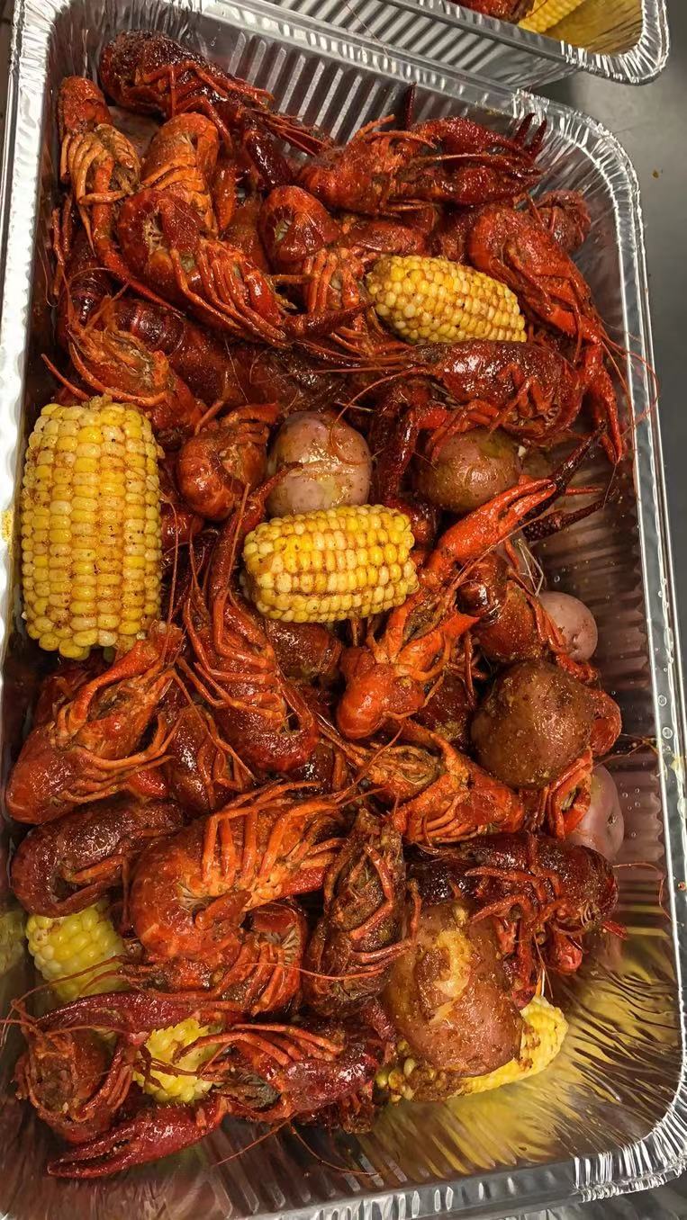 Crafty Crab North Monroe | restaurant | 2226 N Monroe St, Tallahassee, FL 32303, USA | 8503859888 OR +1 850-385-9888