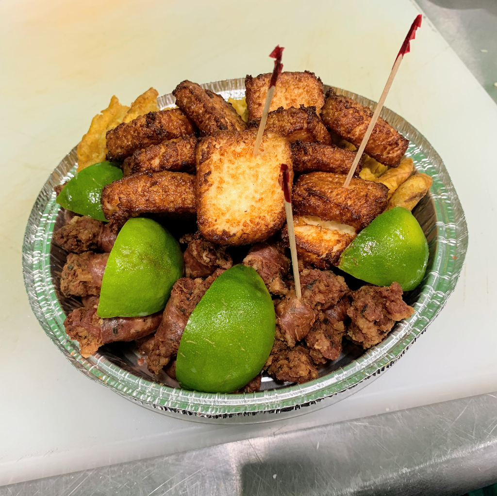 Burger Chimi tropical | restaurant | 940 Southern Blvd, The Bronx, NY 10459, USA | 7188427000 OR +1 718-842-7000