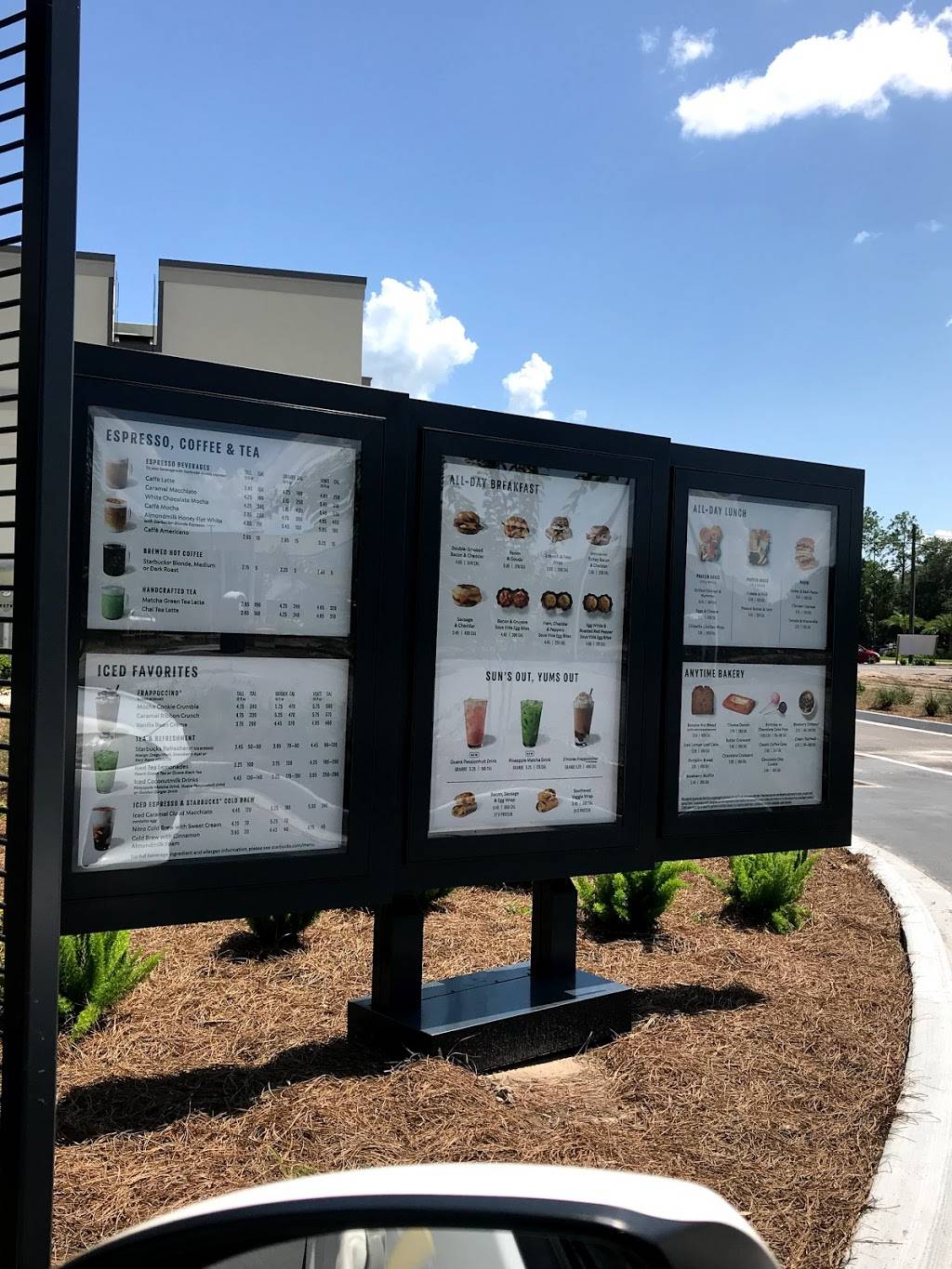 Starbucks | restaurant | 9379 Baymeadows Rd, Jacksonville, FL 32256, USA | 9046731913 OR +1 904-673-1913