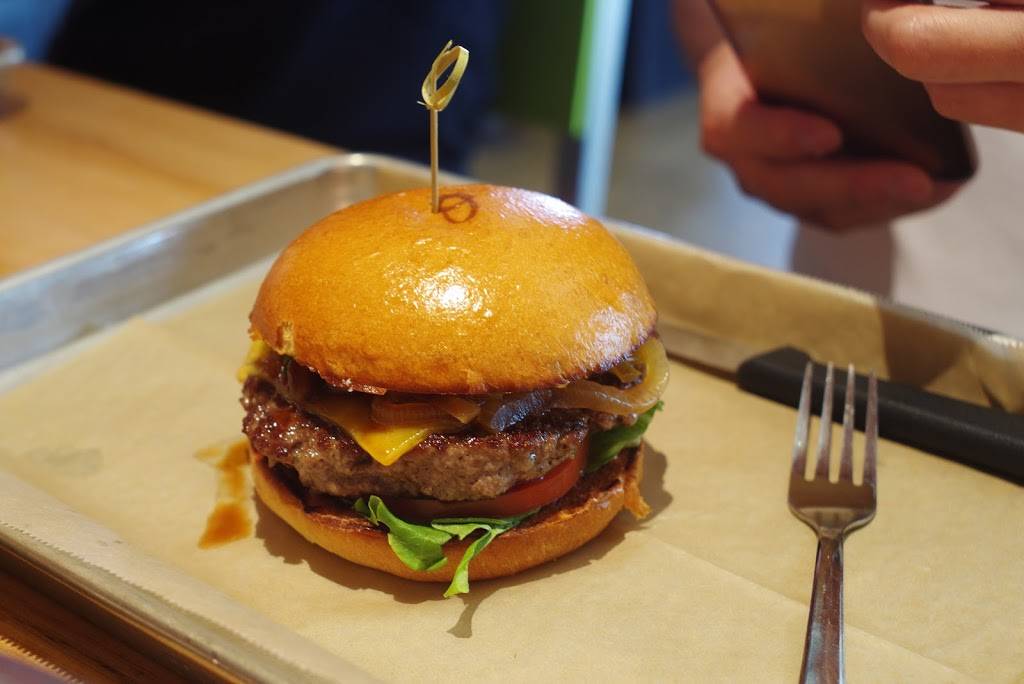 Hopdoddy Burger Bar | restaurant | 2600 Hoppe Trail, Round Rock, TX 78681, USA | 5123102337 OR +1 512-310-2337