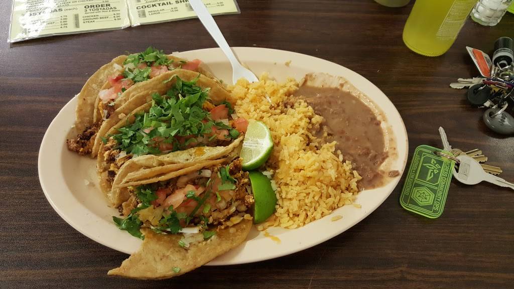 El Olmito Mexican Grocery | restaurant | 502 Mulberry Ave, Muscatine, IA 52761, USA | 5632642094 OR +1 563-264-2094