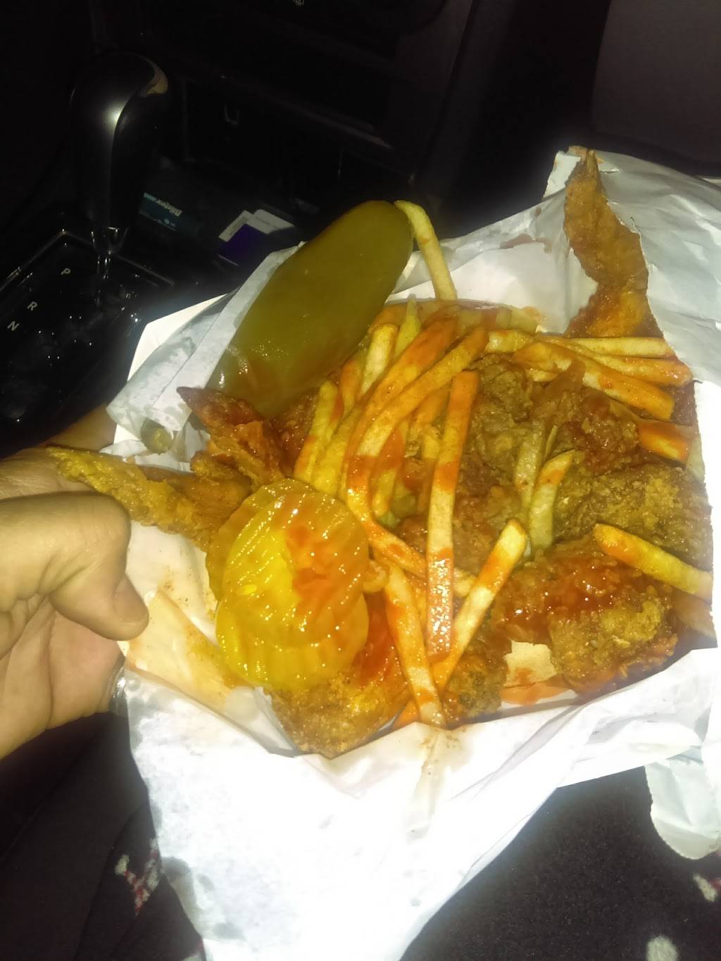 Henderson Chicken | restaurant | 8266 Abrams Rd, Dallas, TX 75231, USA | 2143408777 OR +1 214-340-8777