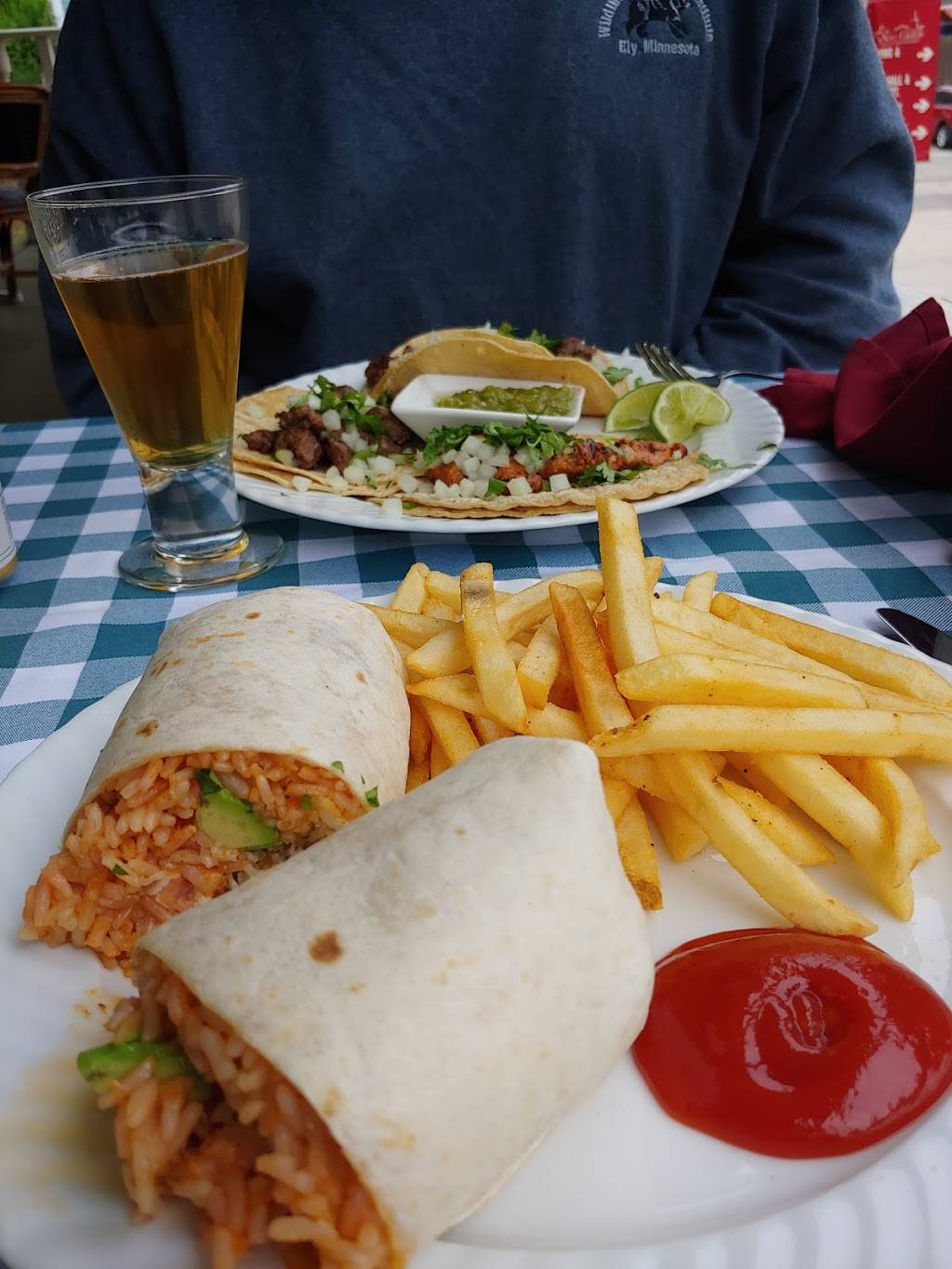 Kristis Restaurant | restaurant | 119 5th Ave, New Glarus, WI 53574, USA | 6085272012 OR +1 608-527-2012