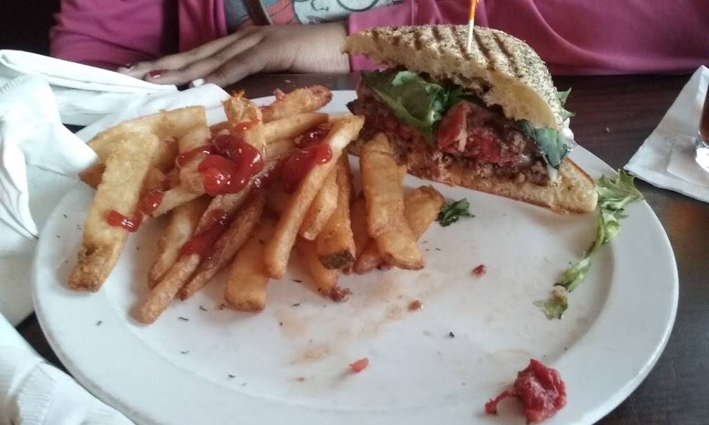 Wood & Wine | restaurant | 38790 Chester Rd, Avon, OH 44011, USA | 4409349463 OR +1 440-934-9463