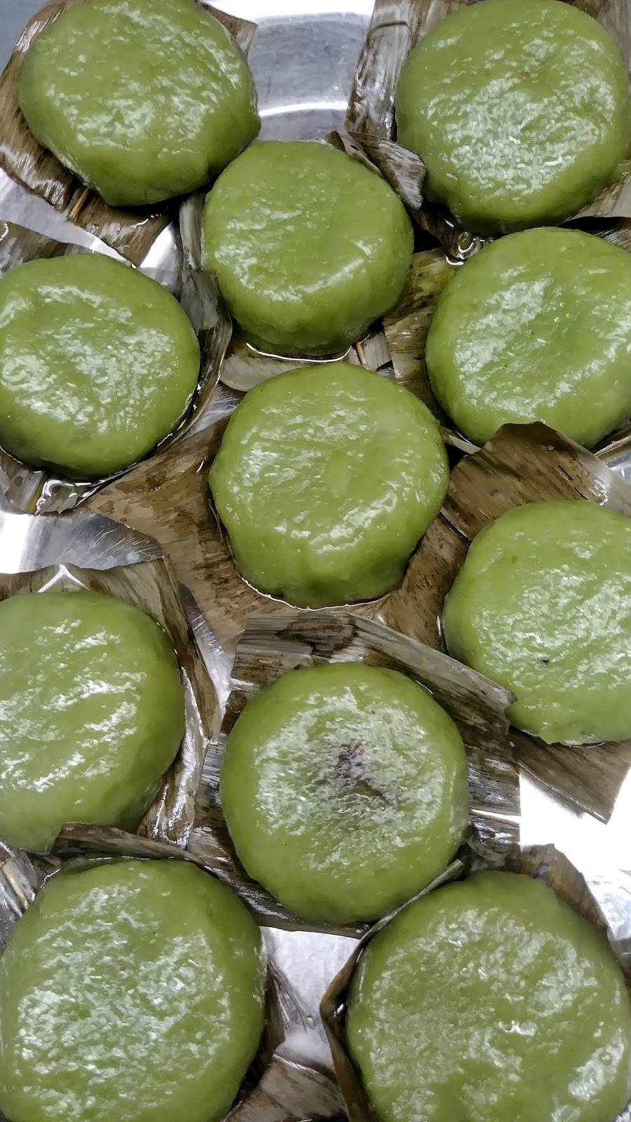 Young Chow Restaurant | restaurant | 420 23rd St S, Arlington, VA 22202, USA | 7038922566 OR +1 703-892-2566