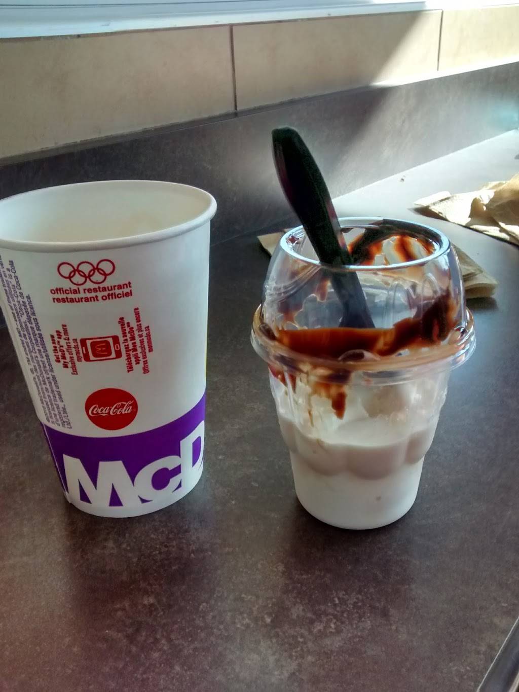 McDonalds | cafe | 243 Woodlawn Rd W, Guelph, ON N1H 7L6, Canada | 5198260507 OR +1 519-826-0507