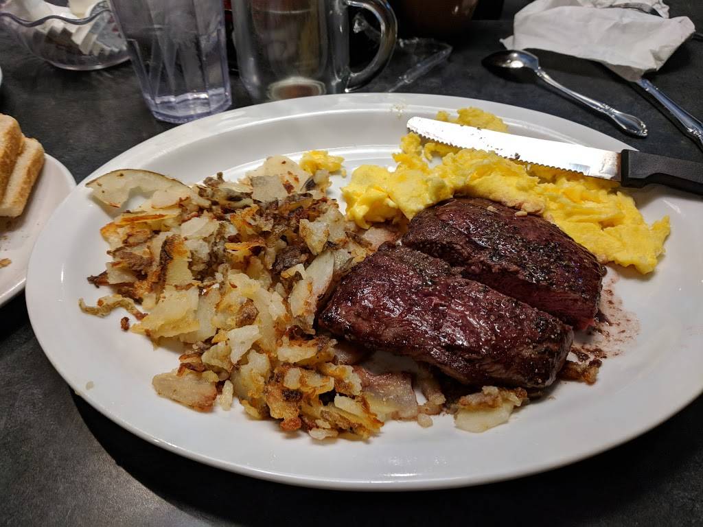 Berardis Family Restaurant | restaurant | 218 Cleveland Rd E, Huron, OH 44839, USA | 4194334123 OR +1 419-433-4123