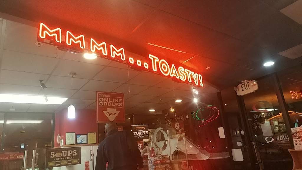 Quiznos | restaurant | 22312 Foothill Blvd, Hayward, CA 94541, USA | 5107335881 OR +1 510-733-5881