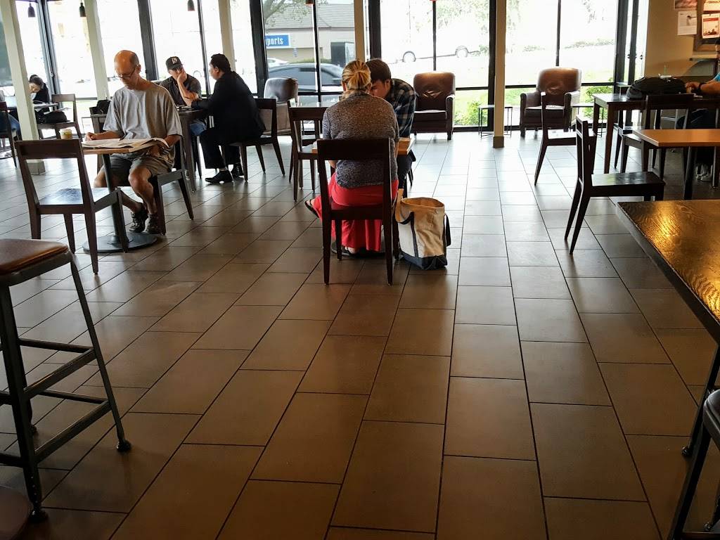 Starbucks | cafe | 41195 Winchester Rd, Temecula, CA 92591, USA | 9512969502 OR +1 951-296-9502