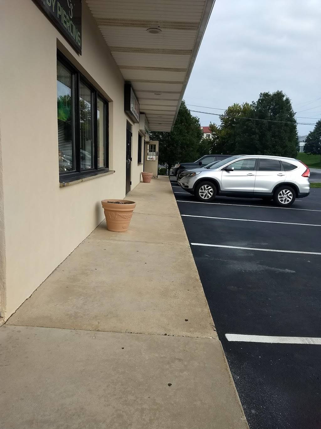 Happy House | restaurant | 158 Little Conestoga Rd, Chester Springs, PA 19425, USA | 6104580900 OR +1 610-458-0900