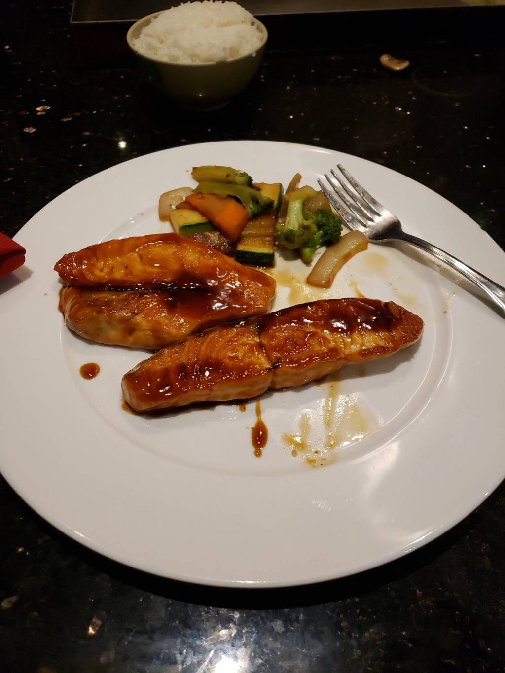 Tokyo Japanese Steak House | meal takeaway | 1201 Broadway, Saugus, MA 01906, USA | 7812338887 OR +1 781-233-8887