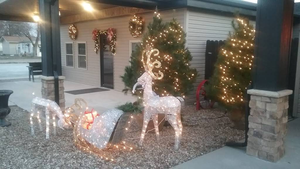 Canton Inn | restaurant | 303 22nd St, Hillsboro, IL 62049, USA | 2175322108 OR +1 217-532-2108