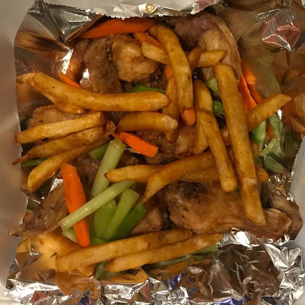 Eric’s Too Family Restaurant and Lounge | restaurant | 921 Maple Hill Rd, Bloomington, IL 61705, USA | 3098084223 OR +1 309-808-4223