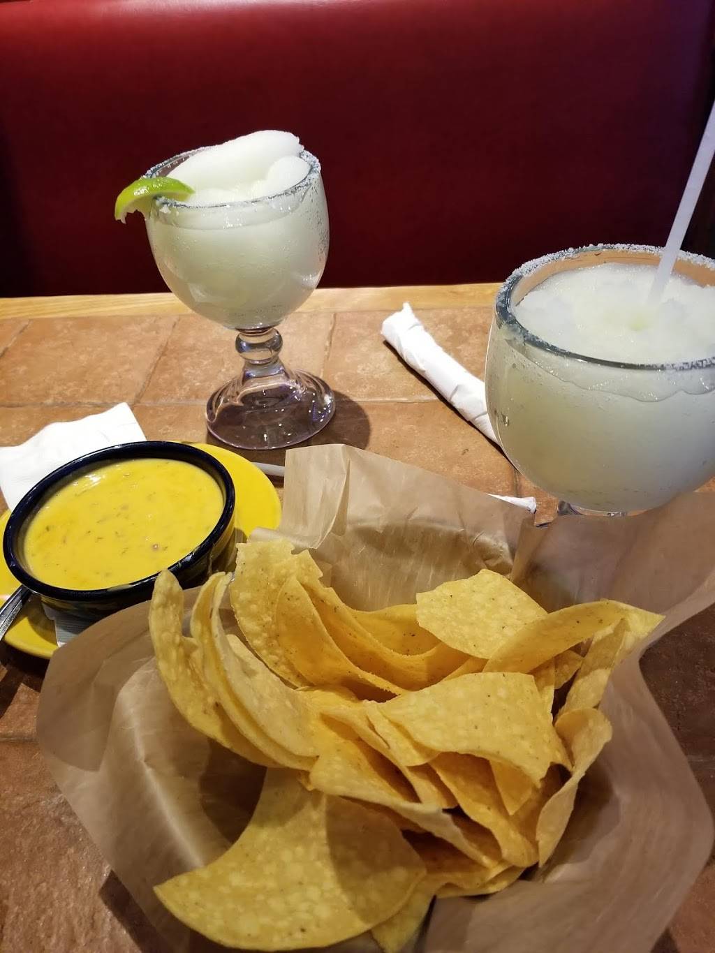 On the Border Mexican Grill & Cantina | restaurant | 103 Fletcher Pkwy, El Cajon, CA 92020, USA | 6194410200 OR +1 619-441-0200