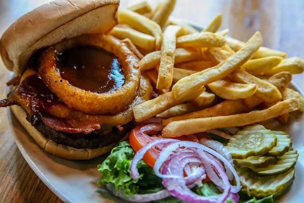 Topside Bar & Grill | restaurant | 215 Wilkes St, Steilacoom, WA 98388, USA | 2532123690 OR +1 253-212-3690