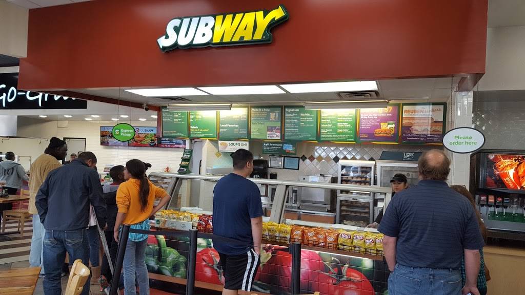 Subway Restaurants | restaurant | 102 S Beltline Rd, Dallas, TX 75253, USA | 9725576998 OR +1 972-557-6998