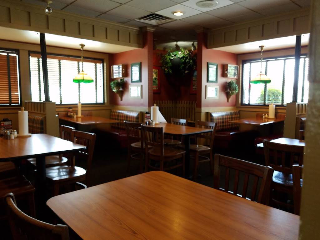 Pizza Hut | meal takeaway | 203 Greenhill Blvd NW, Fort Payne, AL 35967, USA | 2568453800 OR +1 256-845-3800