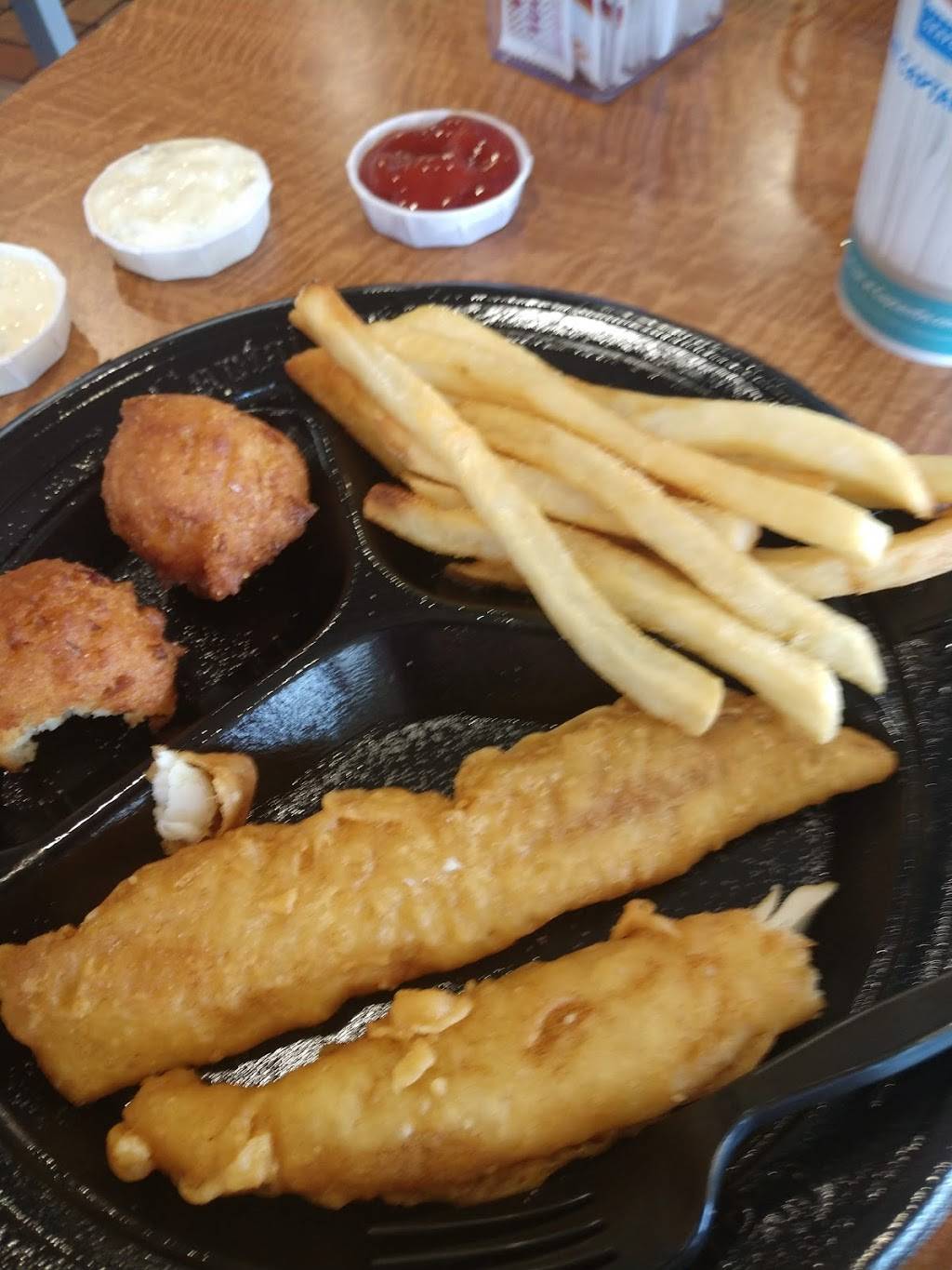 Captain Ds | restaurant | 2123 Memorial Blvd, Springfield, TN 37172, USA | 6153848710 OR +1 615-384-8710