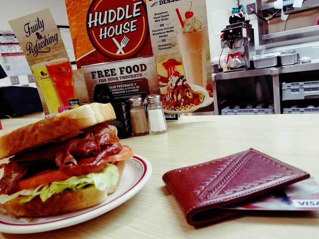 Huddle House | restaurant | 2450 Cooper Dr, Ardmore, OK 73401, USA | 5802236435 OR +1 580-223-6435