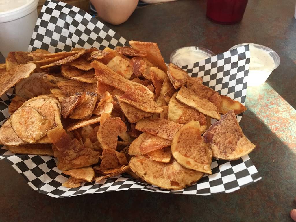 Loafin Joes | restaurant | 201 W Mountain St, Fayetteville, AR 72701, USA | 4794439944 OR +1 479-443-9944