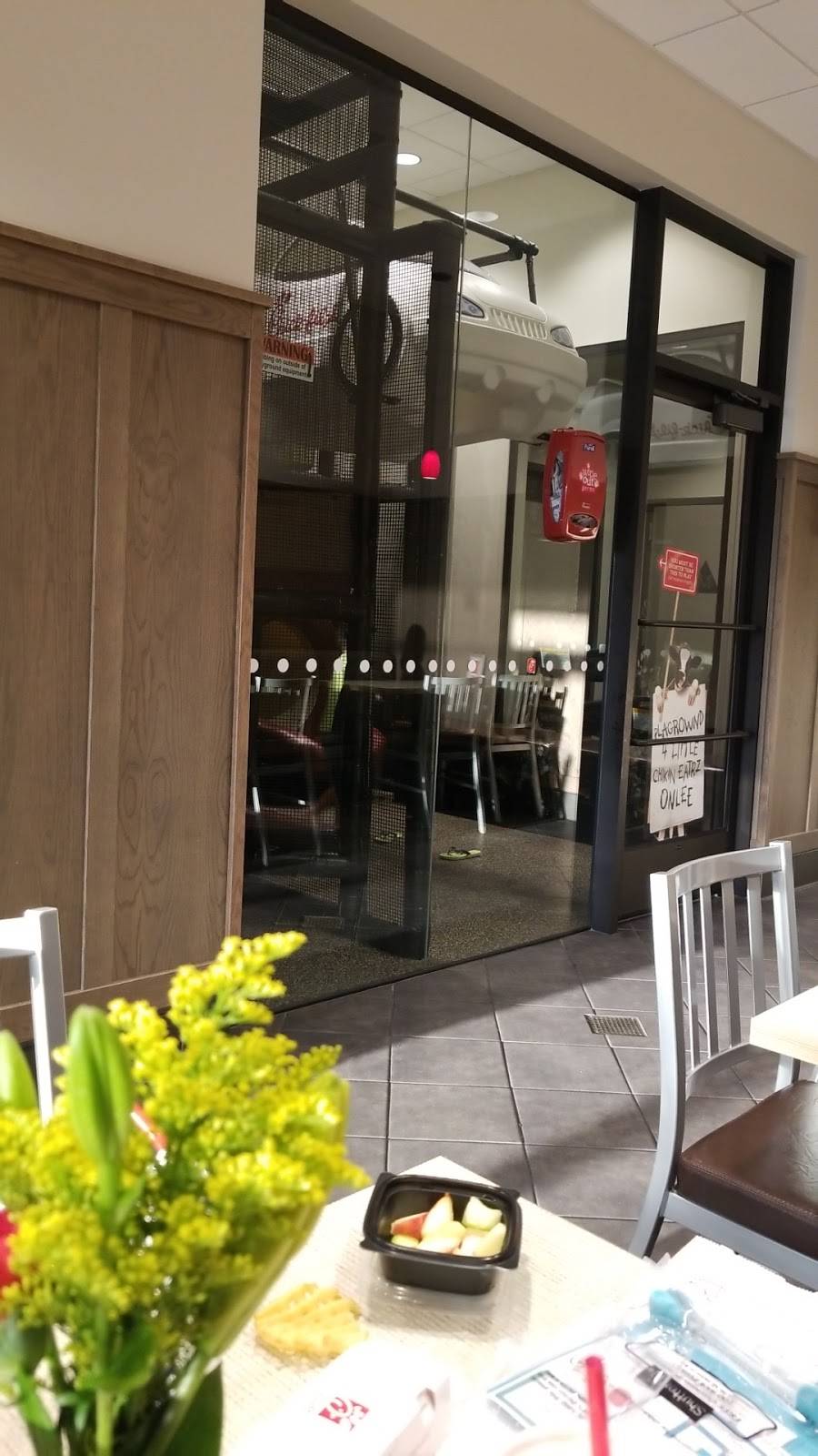 Chick-fil-A at Glendora Commons | restaurant | 1247 S Lone Hill Ave, Glendora, CA 91740, USA | 9093943000 OR +1 909-394-3000