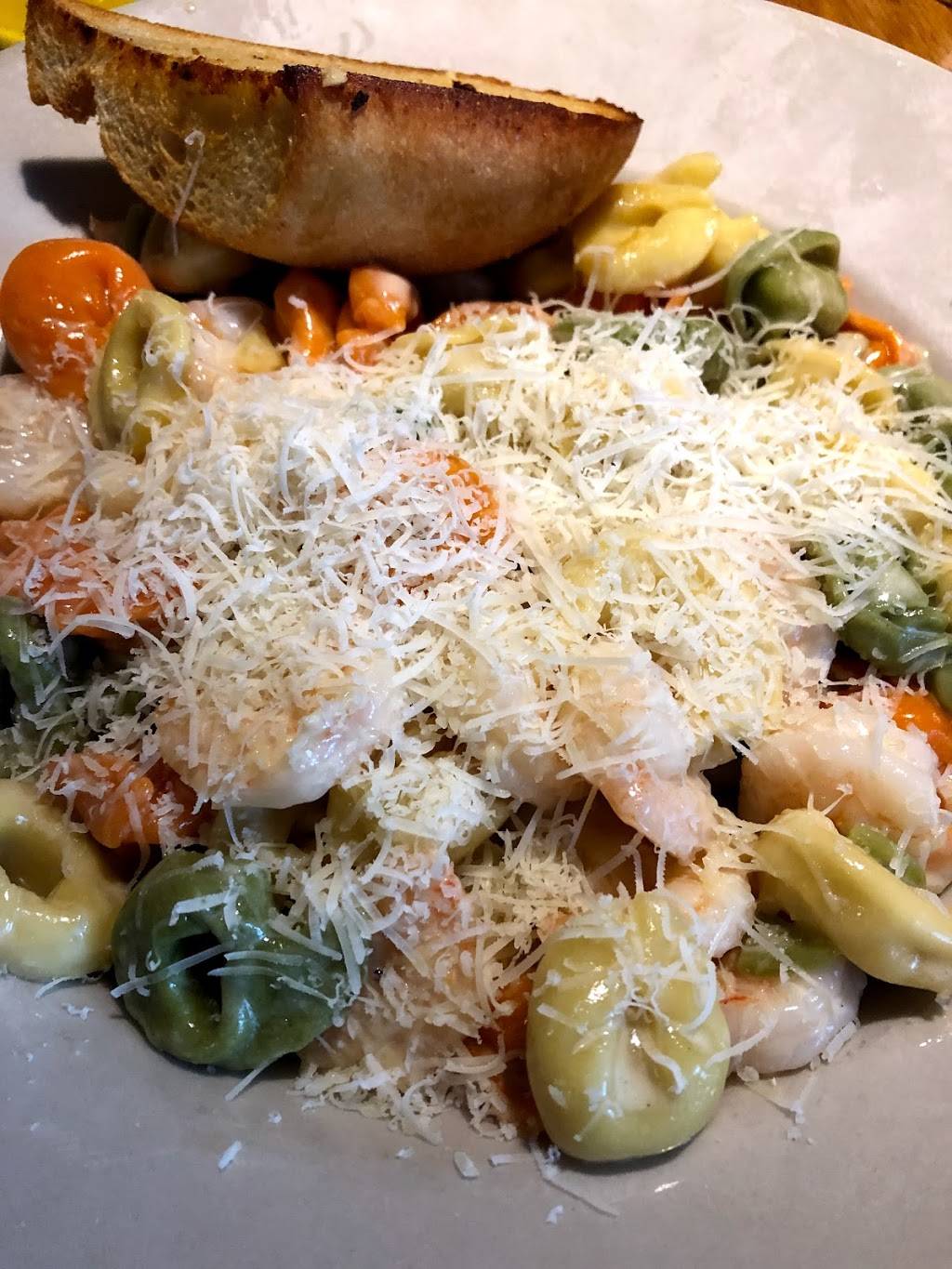 Shells Seafood Restaurant - St Pete Beach | restaurant | 7081 Gulf Blvd, St Pete Beach, FL 33706, USA | 7278260729 OR +1 727-826-0729