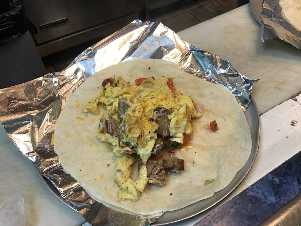 Blue Water Taco Grill Catering | restaurant | 2962 1st Ave S, Seattle, WA 98134, USA | 2068052060 OR +1 206-805-2060