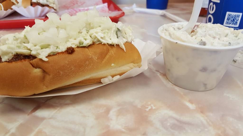 Sandys Famous Hot Dogs | restaurant | 612 St Andrews Rd, Columbia, SC 29210, USA | 8037728617 OR +1 803-772-8617