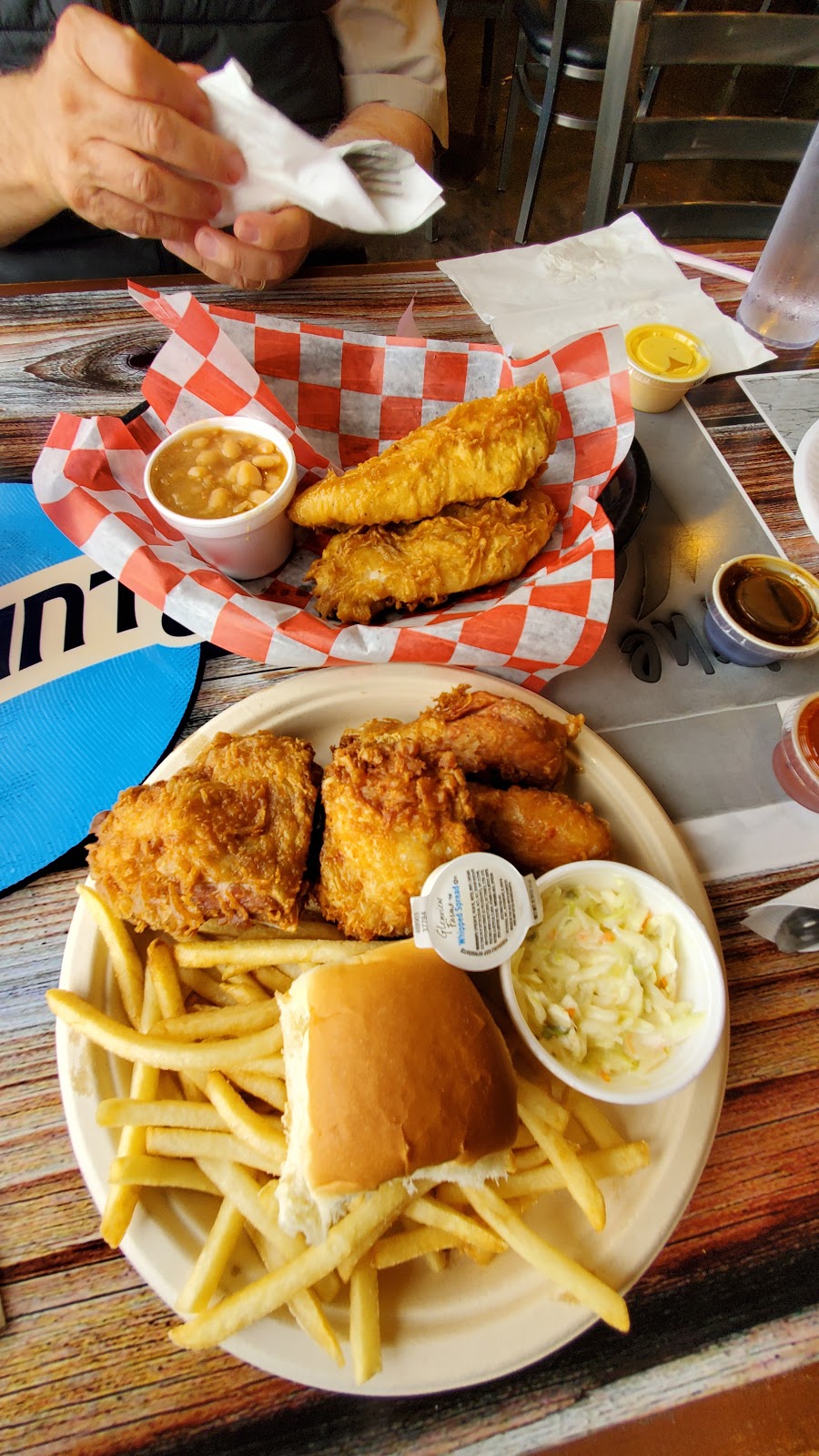 The Keg Chicken | restaurant | 4211 W 12th St, Sioux Falls, SD 57106, USA | 6052754534 OR +1 605-275-4534