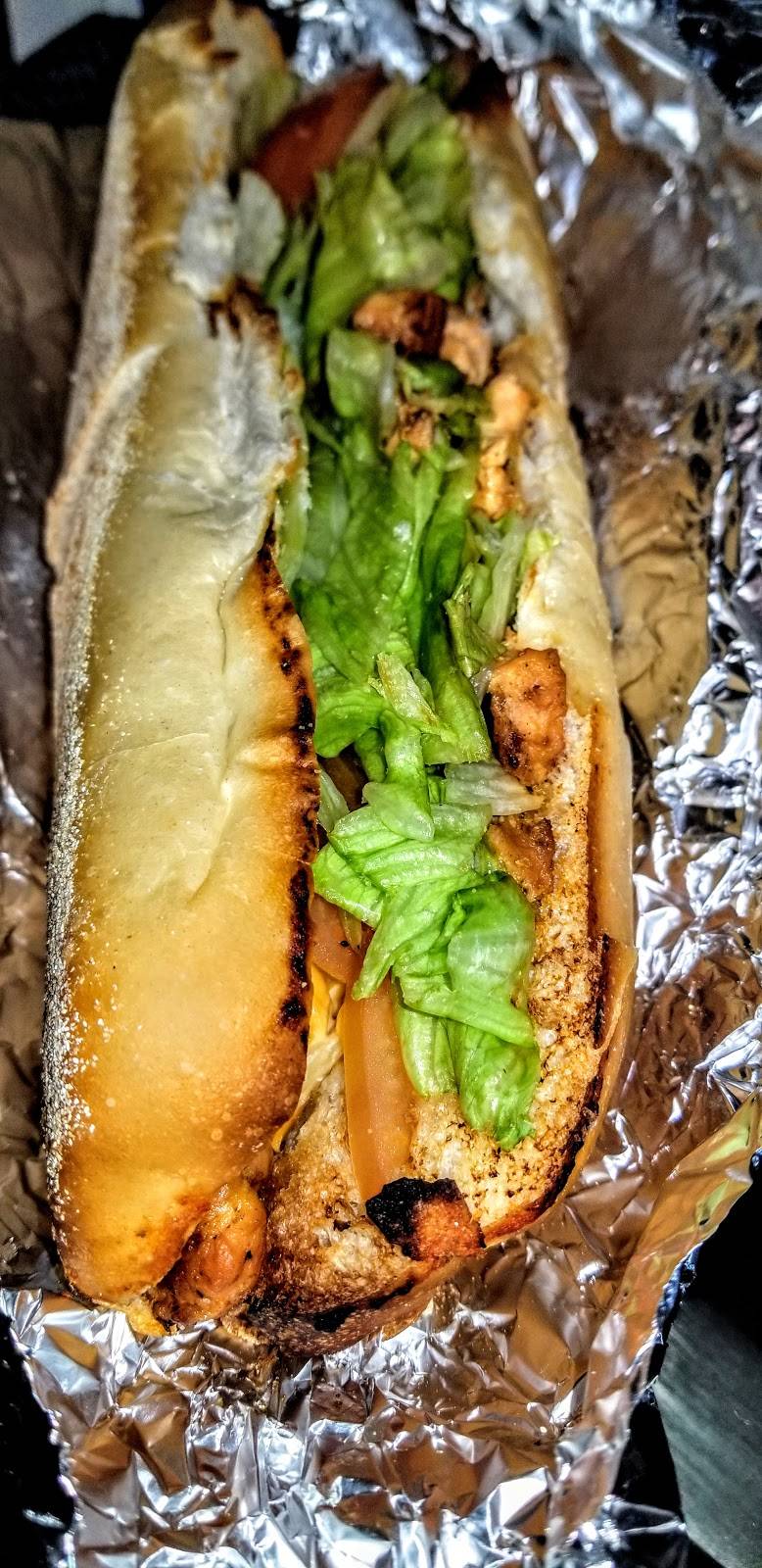 Farmers Pizza Grill | restaurant | 11725 Farmers Blvd, St. Albans, NY 11412, USA | 7187232003 OR +1 718-723-2003