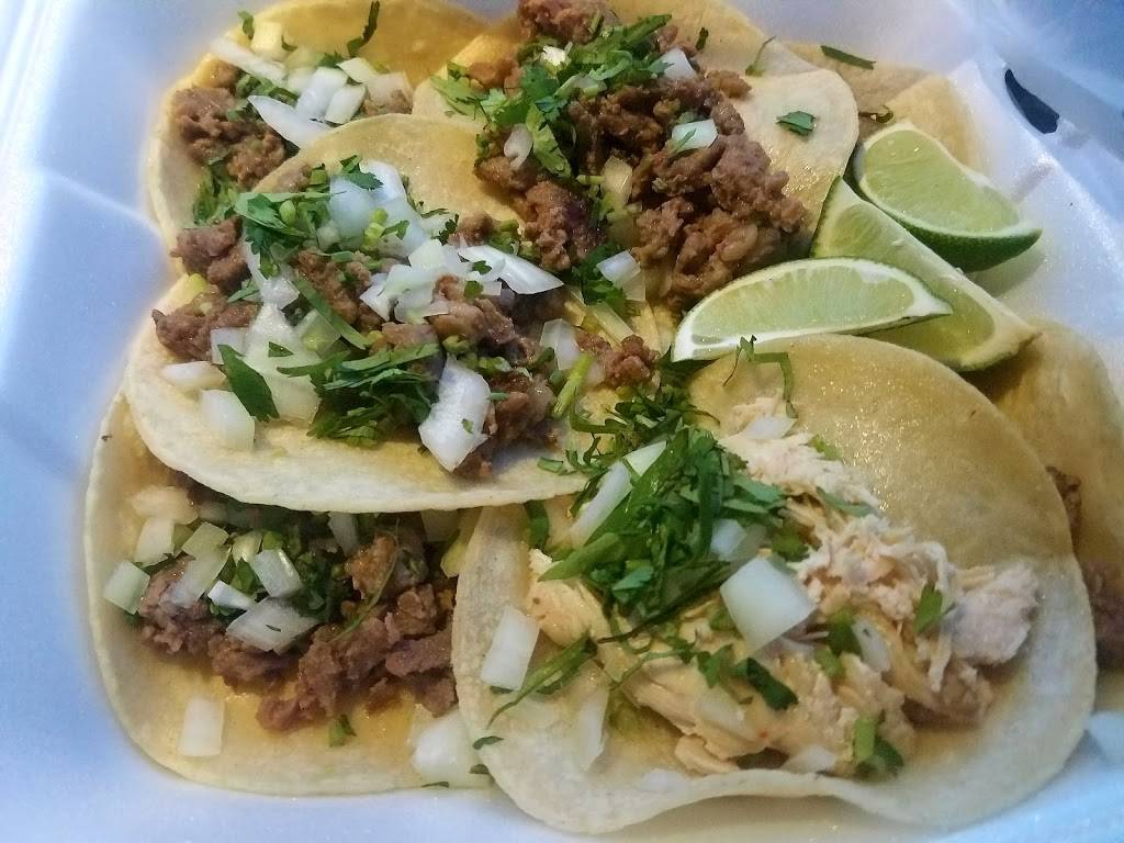 Los Chilangos Taco Truck | meal takeaway | 3911 Sullivant Ave, Columbus, OH 43228, USA | 6145997365 OR +1 614-599-7365