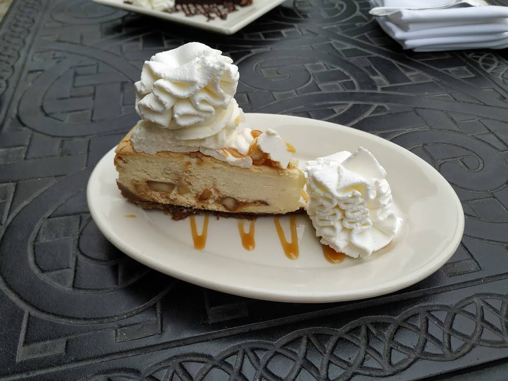 The Cheesecake Factory | restaurant | 94 Providence Pl, Providence, RI 02903, USA | 4012704010 OR +1 401-270-4010