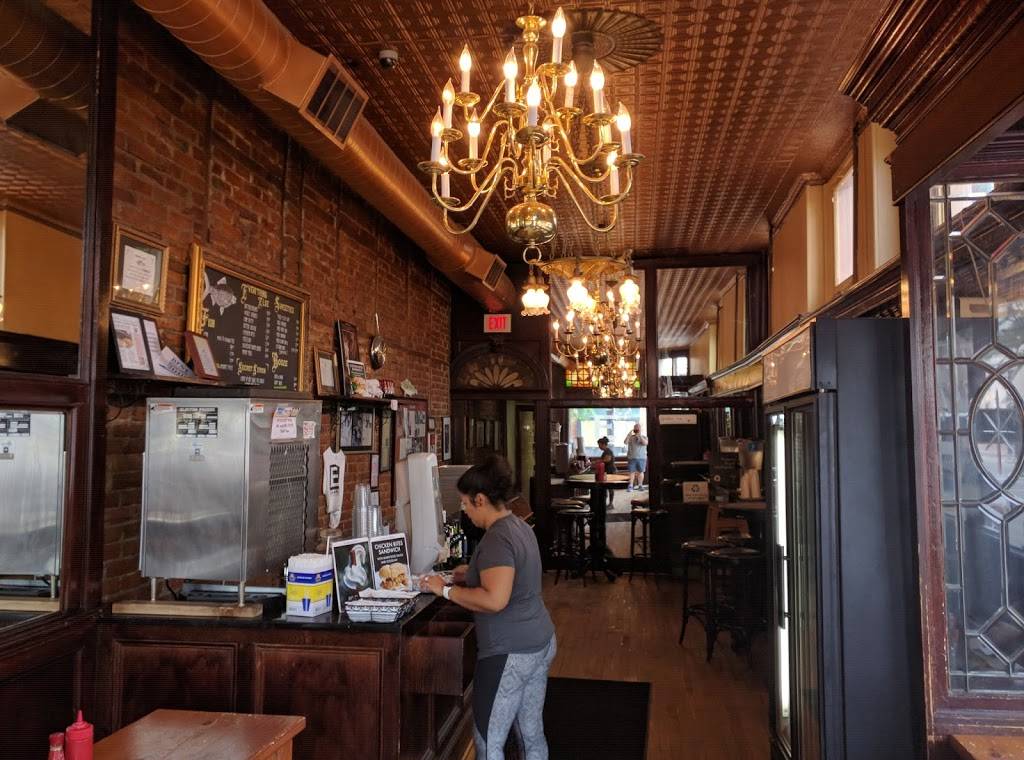 Eamonns A Dublin Chipper | restaurant | 728 King St, Alexandria, VA 22314, USA | 7032998384 OR +1 703-299-8384