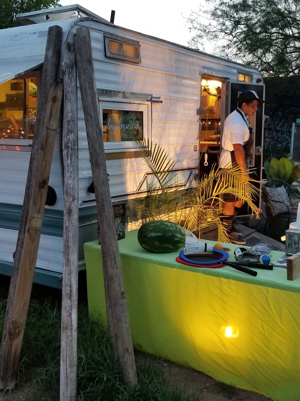 The Doughminican | restaurant | 2505 Webberville Rd, Austin, TX 78702, USA | 7187723378 OR +1 718-772-3378