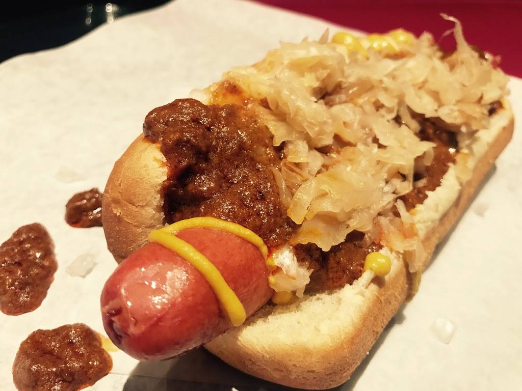 Pinks Hot Dog | restaurant | 201 Universal City Plaza, North Hollywood, CA 91602, USA | 8186222364 OR +1 818-622-2364