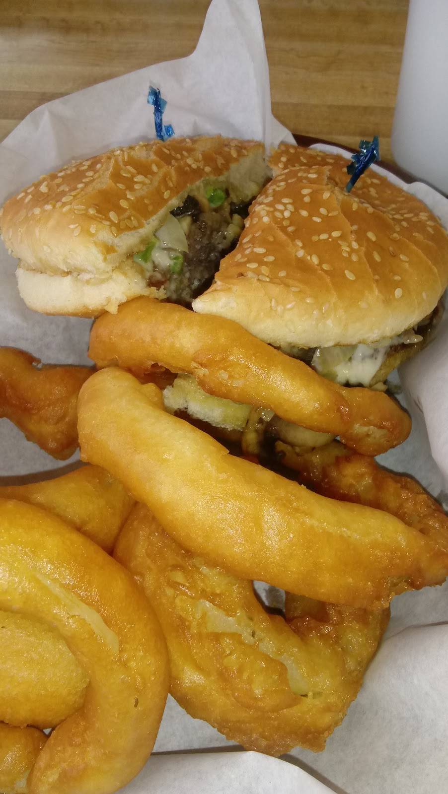 Shirley Mays | restaurant | 36065 Santiam Hwy SE, Albany, OR 97322, USA | 5419289662 OR +1 541-928-9662