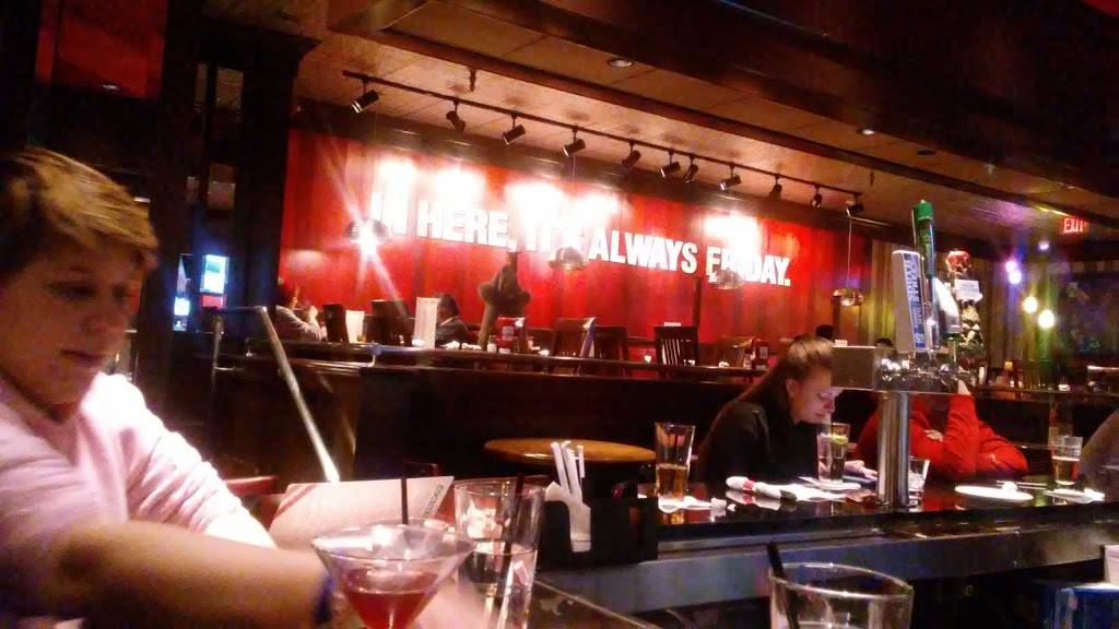 TGI Fridays | restaurant | 13071 Worldgate Dr, Herndon, VA 20170, USA | 7037879630 OR +1 703-787-9630