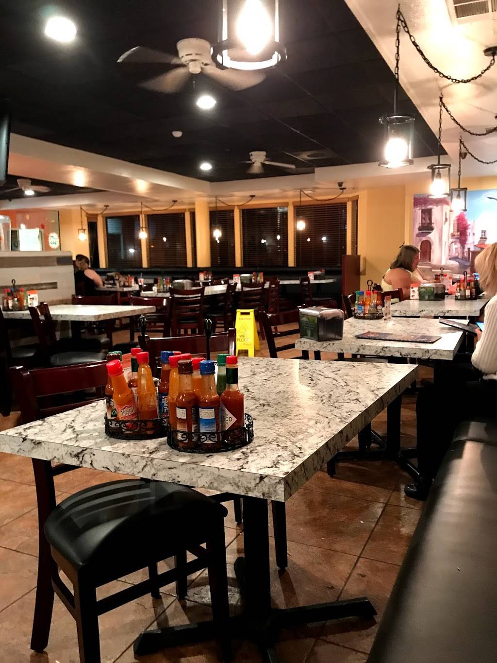 Mariscos El Puerto Escondido | restaurant | 1970 Ostrems Way, San Bernardino, CA 92407, USA | 9098042550 OR +1 909-804-2550