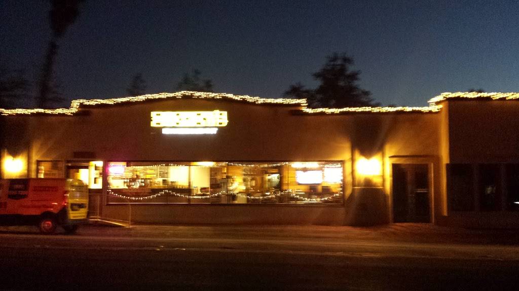 Dickeys Barbecue Pit | restaurant | 2165 Arnold Way, Alpine, CA 91901, USA | 6197226052 OR +1 619-722-6052