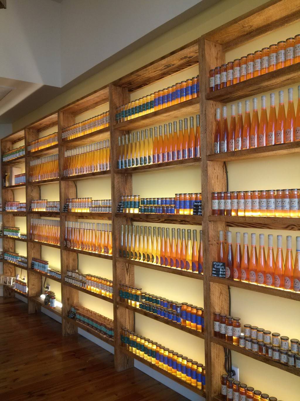 Merchants Village | shopping mall | 520 Folly Rd, Charleston, SC 29412, USA | 4045753200 OR +1 404-575-3200