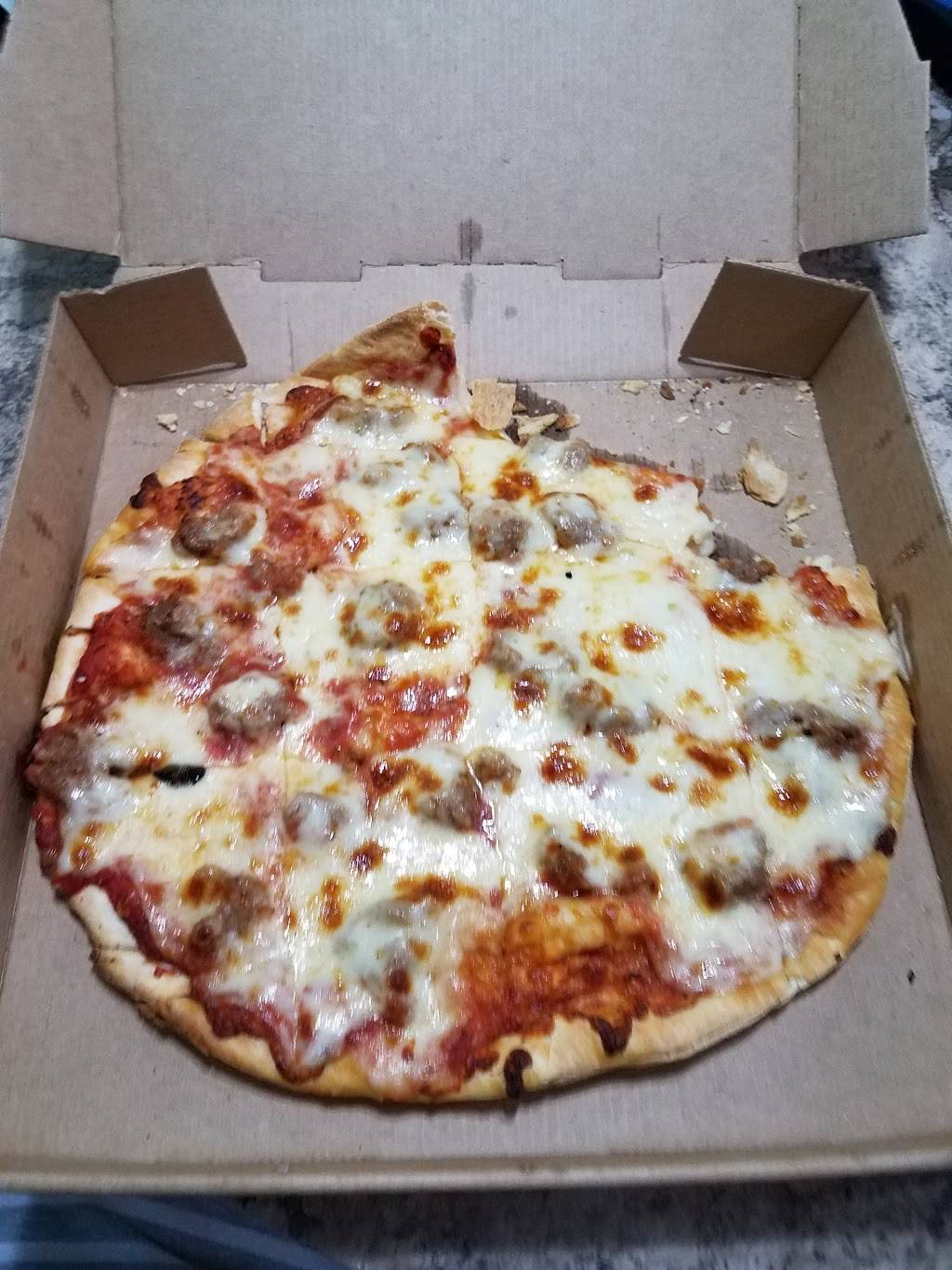 Una Pizza | restaurant | 105 N 3rd St, Boonville, IN 47601, USA | 8128974202 OR +1 812-897-4202