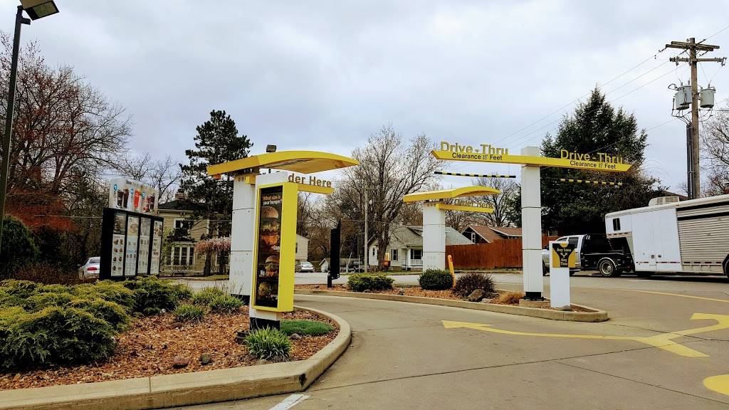 McDonalds | cafe | 728 W Main St, Hillsboro, IL 62049, USA | 2175323961 OR +1 217-532-3961